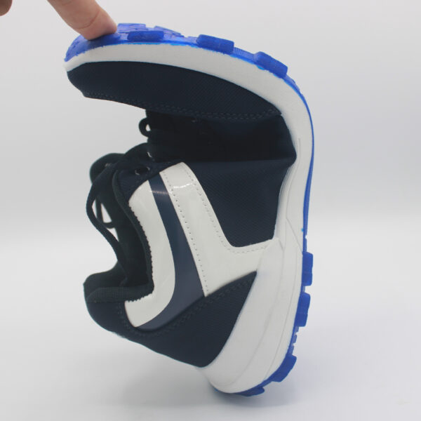 Men Sports Lace-Up Washable Shoes - Image 4